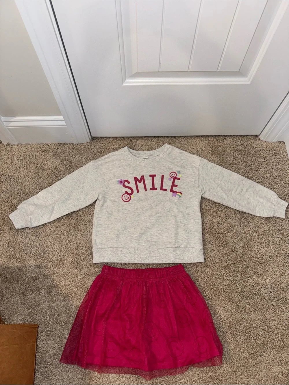 Carter’s Smile Sweatshirt & Pink Tulle Skirt Set | Girls 5T